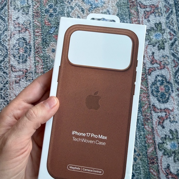 Apple iPhone 17 Pro Max TechWoven Case – Sienna (NEW) - Picture 3 of 6
